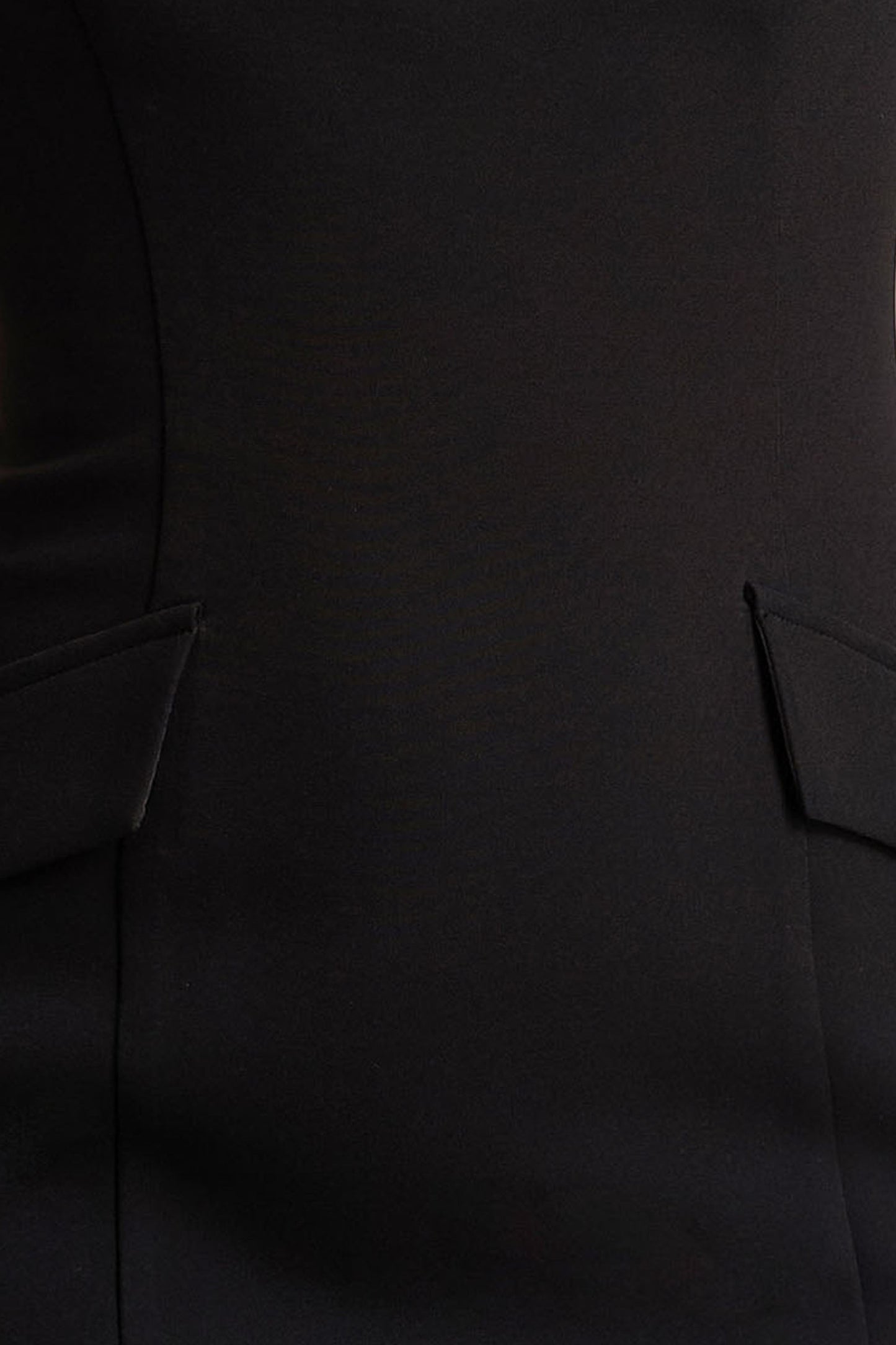 Vaila | Black Crew-Neck Maxi Dress